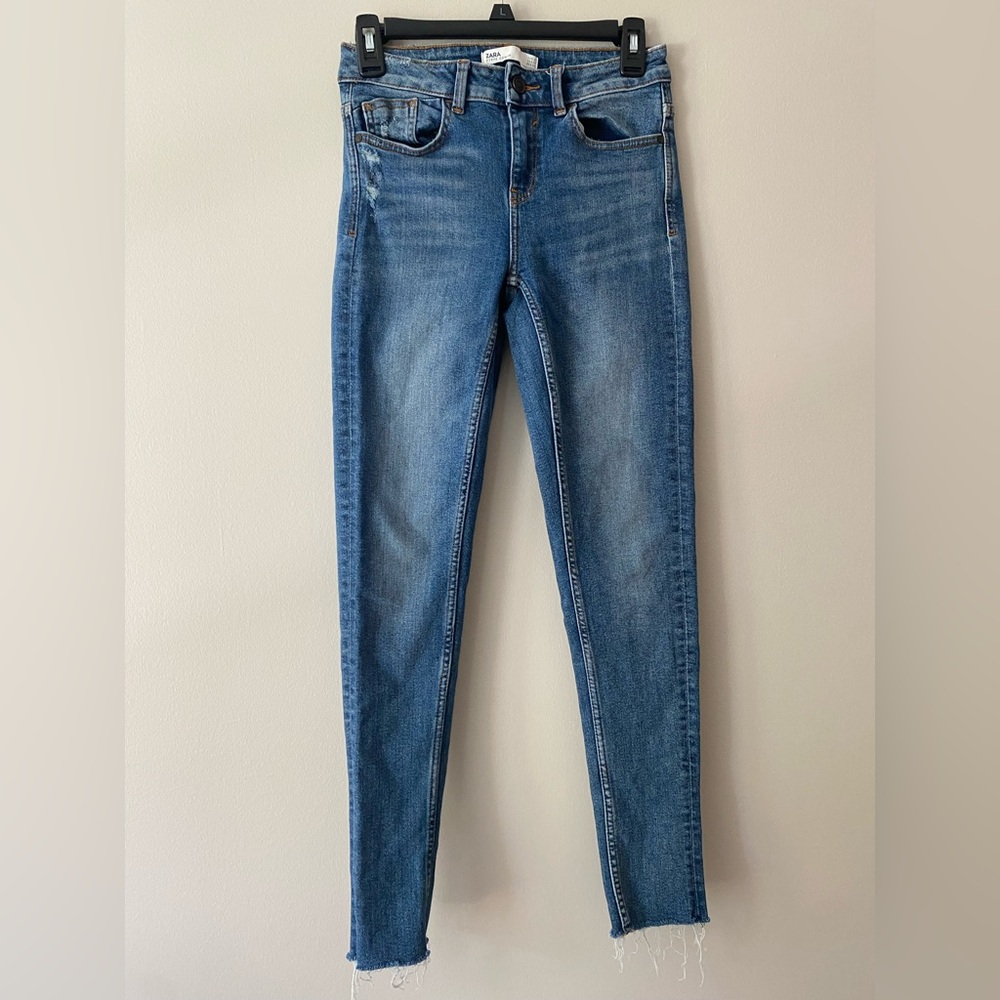 Zara Z1975 Denim Skinny Jeans Medium Wash Blue Denim Women’s Size 4
